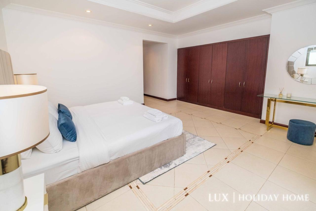 Lux The Luxury Sunny Shores Palm *