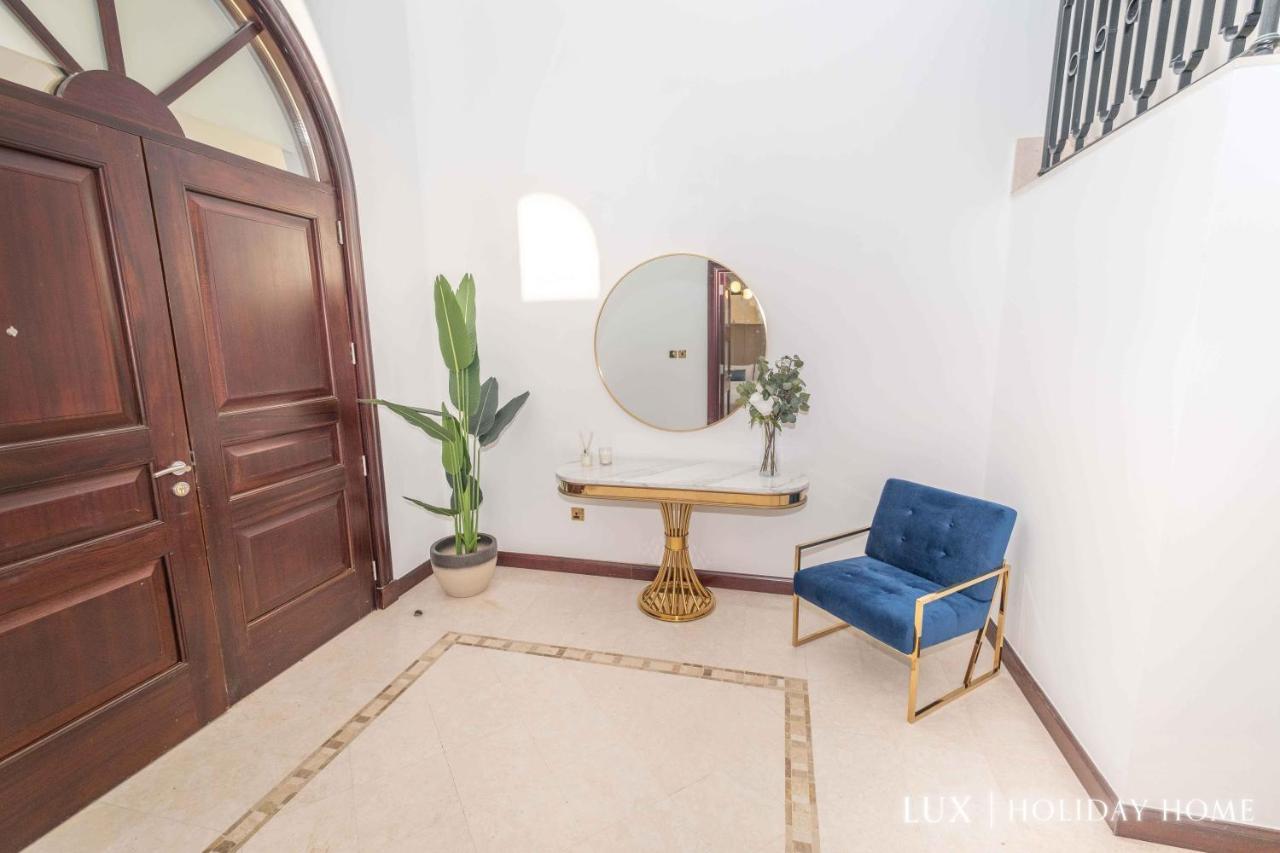 Lux The Luxury Sunny Shores Palm * Dubai