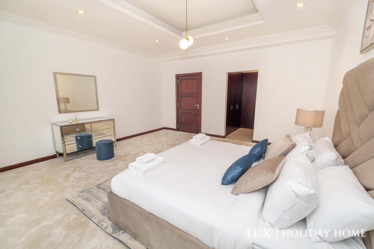 Lux The Luxury Sunny Shores Palm Dubai