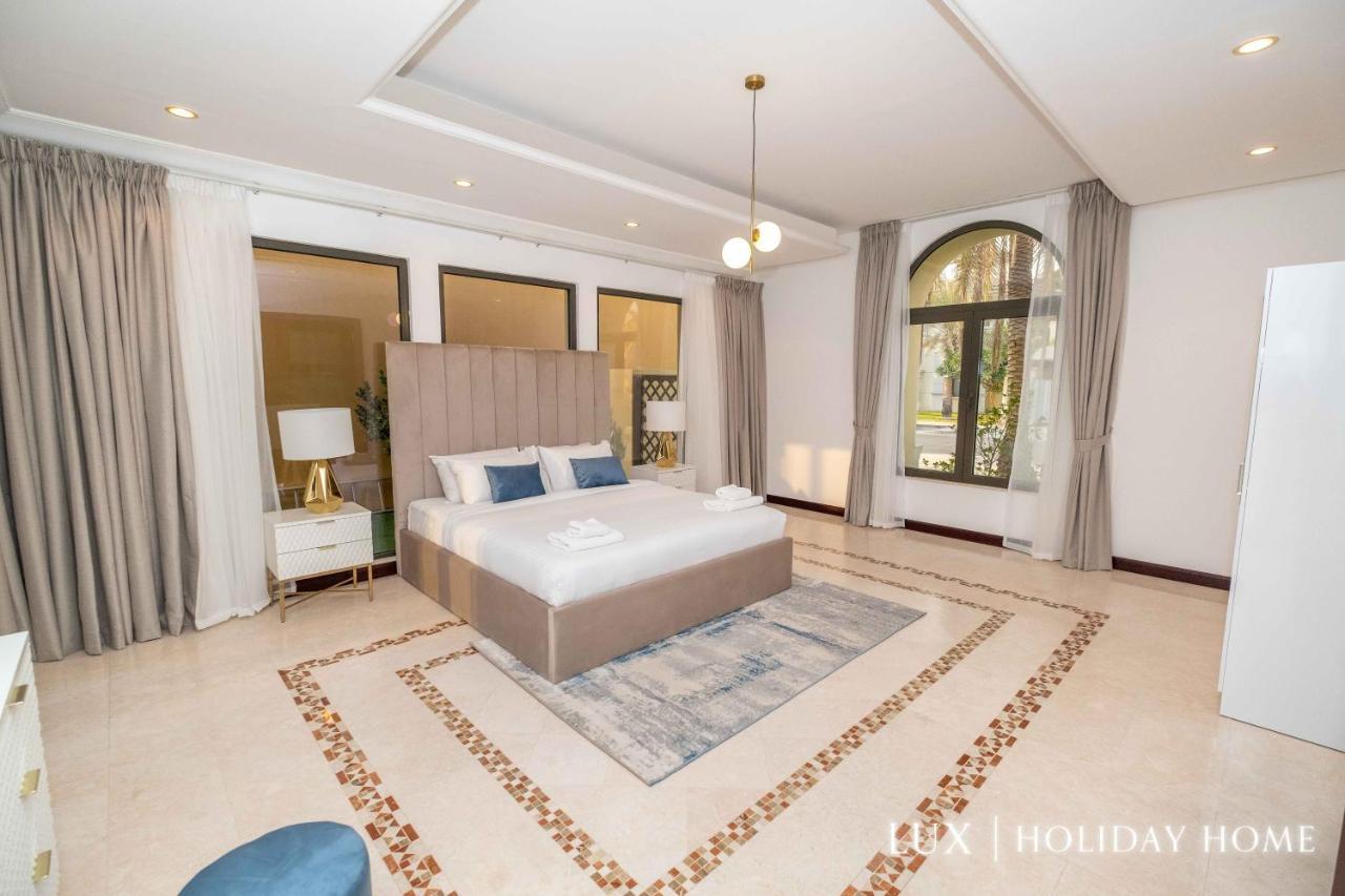 Lux The Luxury Sunny Shores Palm Dubai