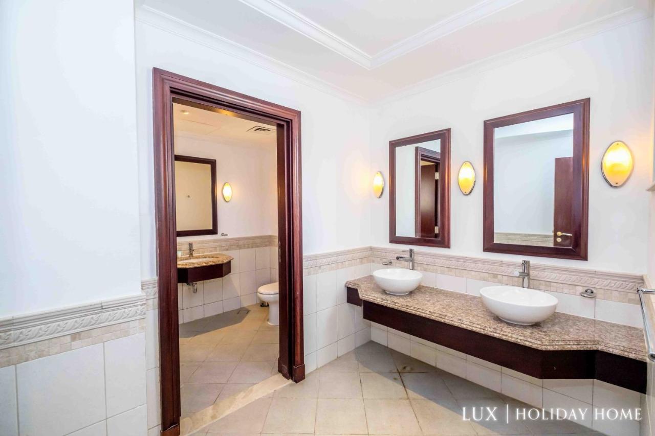 Lux The Luxury Sunny Shores Palm *